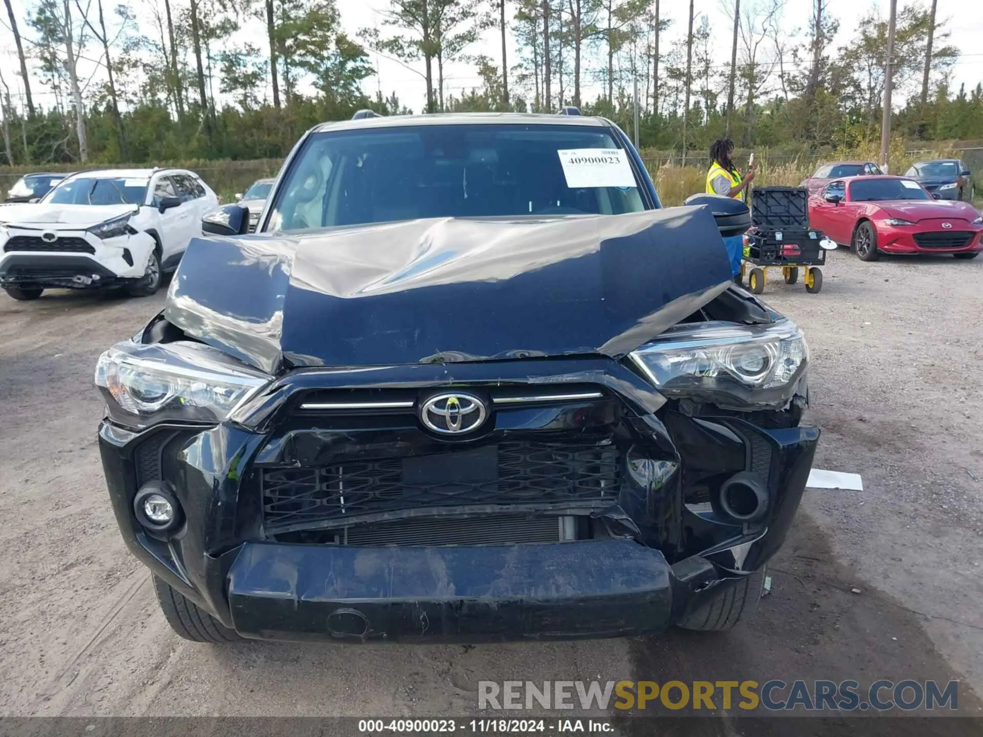 12 Photograph of a damaged car JTEEU5JR2P5301737 TOYOTA 4RUNNER 2023