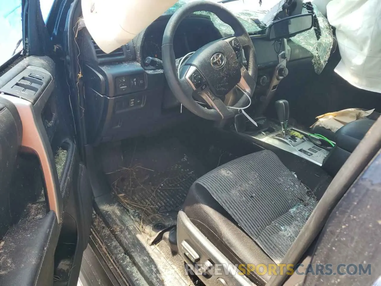 8 Photograph of a damaged car JTEEU5JR5P5279040 TOYOTA 4RUNNER 2023