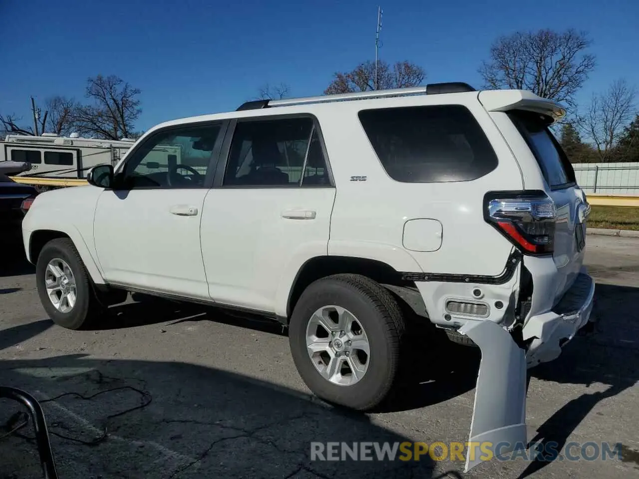 2 Photograph of a damaged car JTEEU5JR6P5304320 TOYOTA 4RUNNER 2023