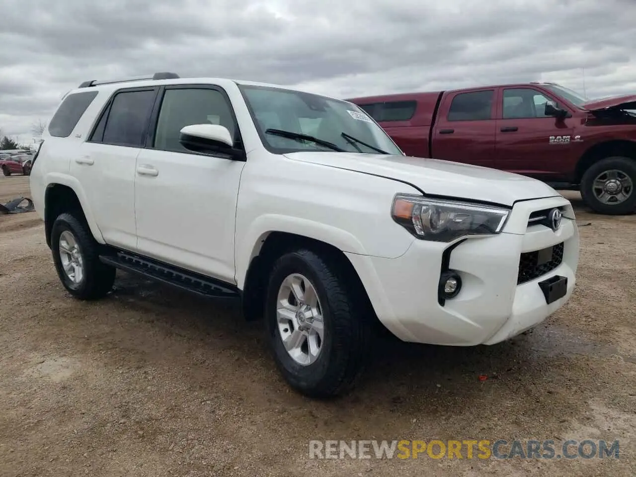 4 Photograph of a damaged car JTEEU5JR7P5297006 TOYOTA 4RUNNER 2023
