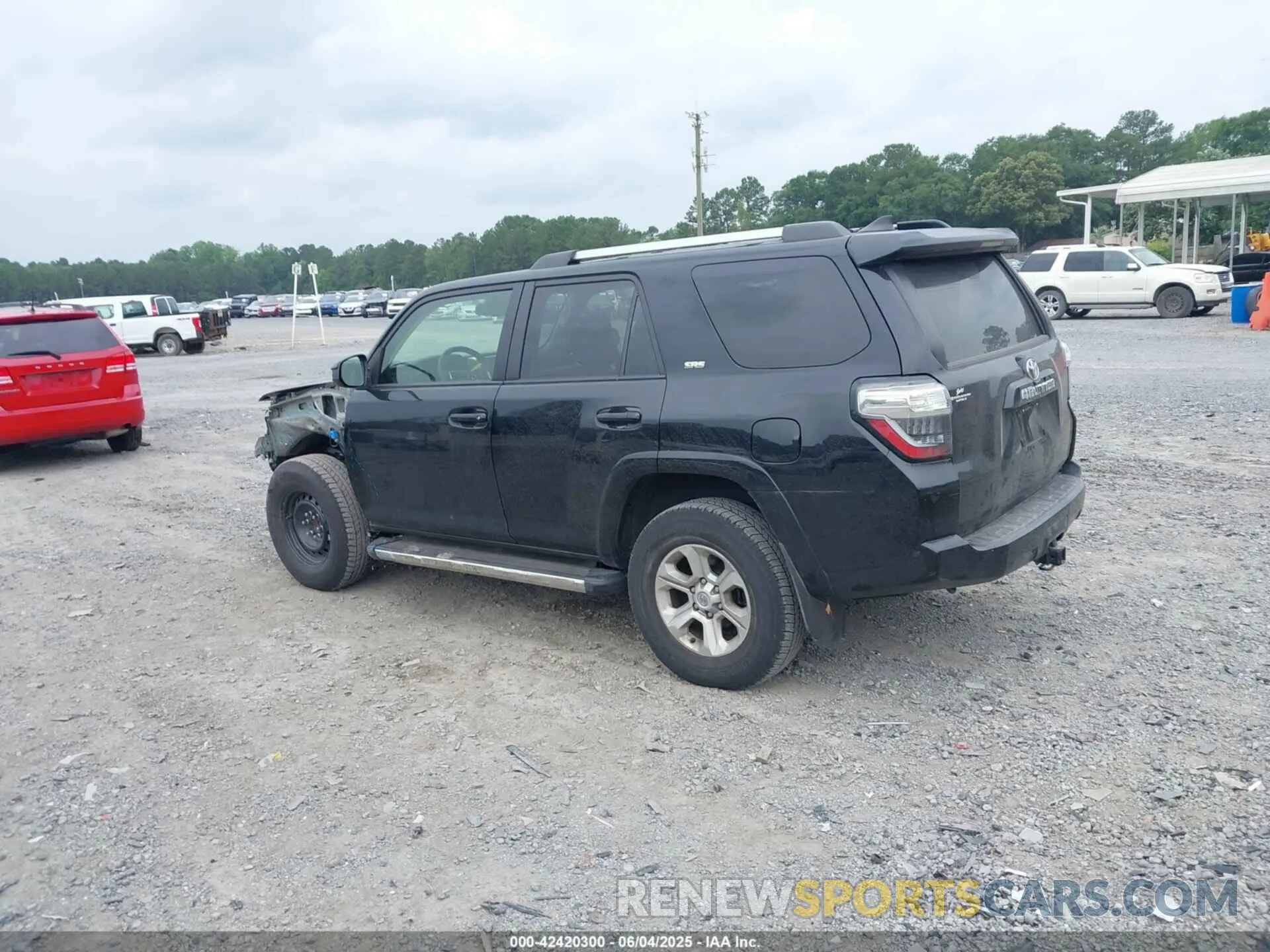 3 Photograph of a damaged car JTEEU5JR9P5288145 TOYOTA 4RUNNER 2023