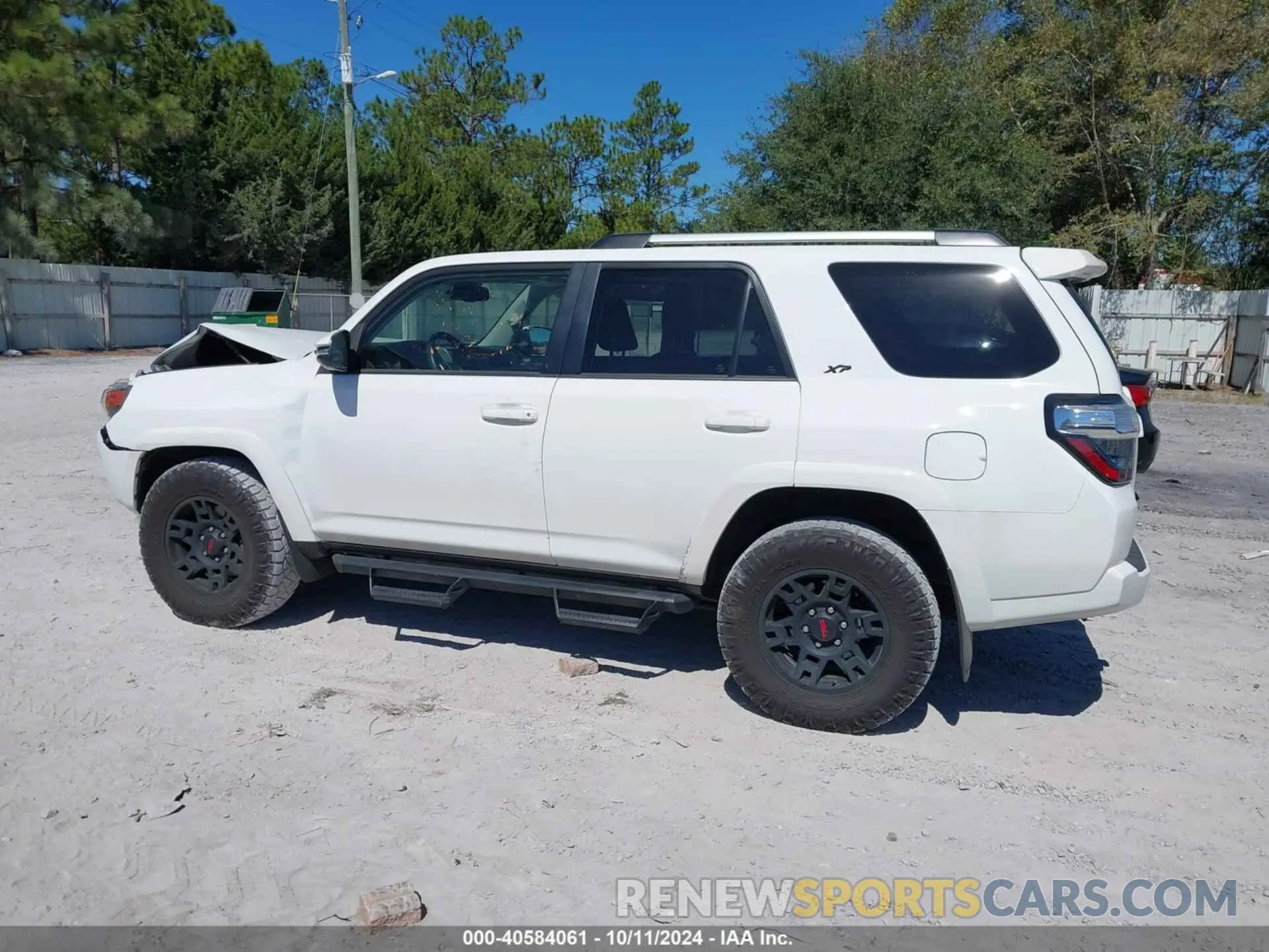 14 Photograph of a damaged car JTEFU5JR1P5291528 TOYOTA 4RUNNER 2023