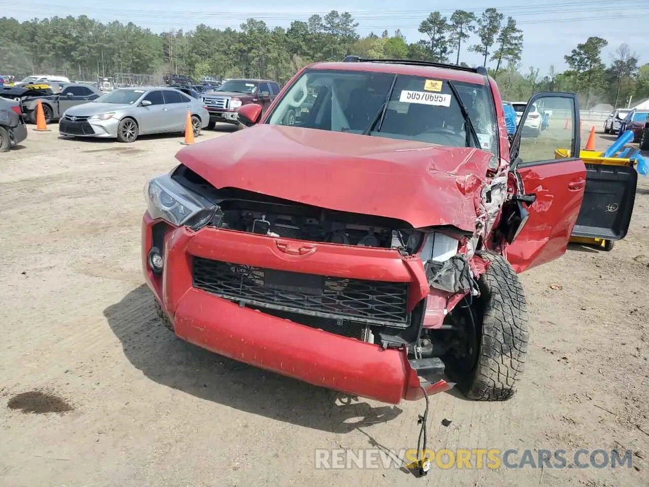 5 Photograph of a damaged car JTEFU5JR1P5293263 TOYOTA 4RUNNER 2023