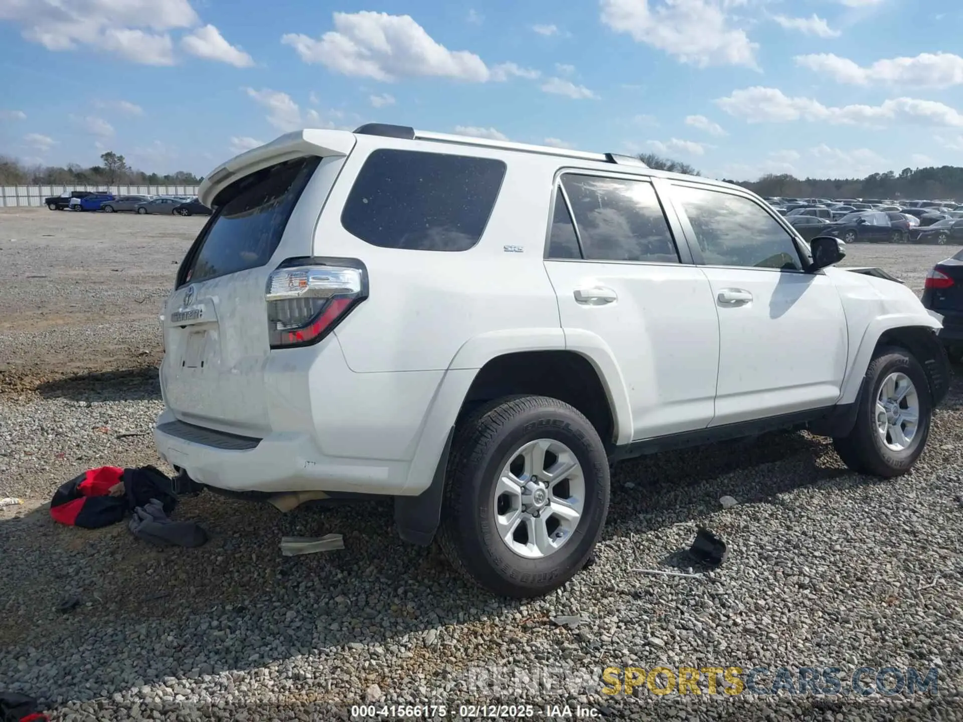 4 Photograph of a damaged car JTEFU5JR1P5293991 TOYOTA 4RUNNER 2023