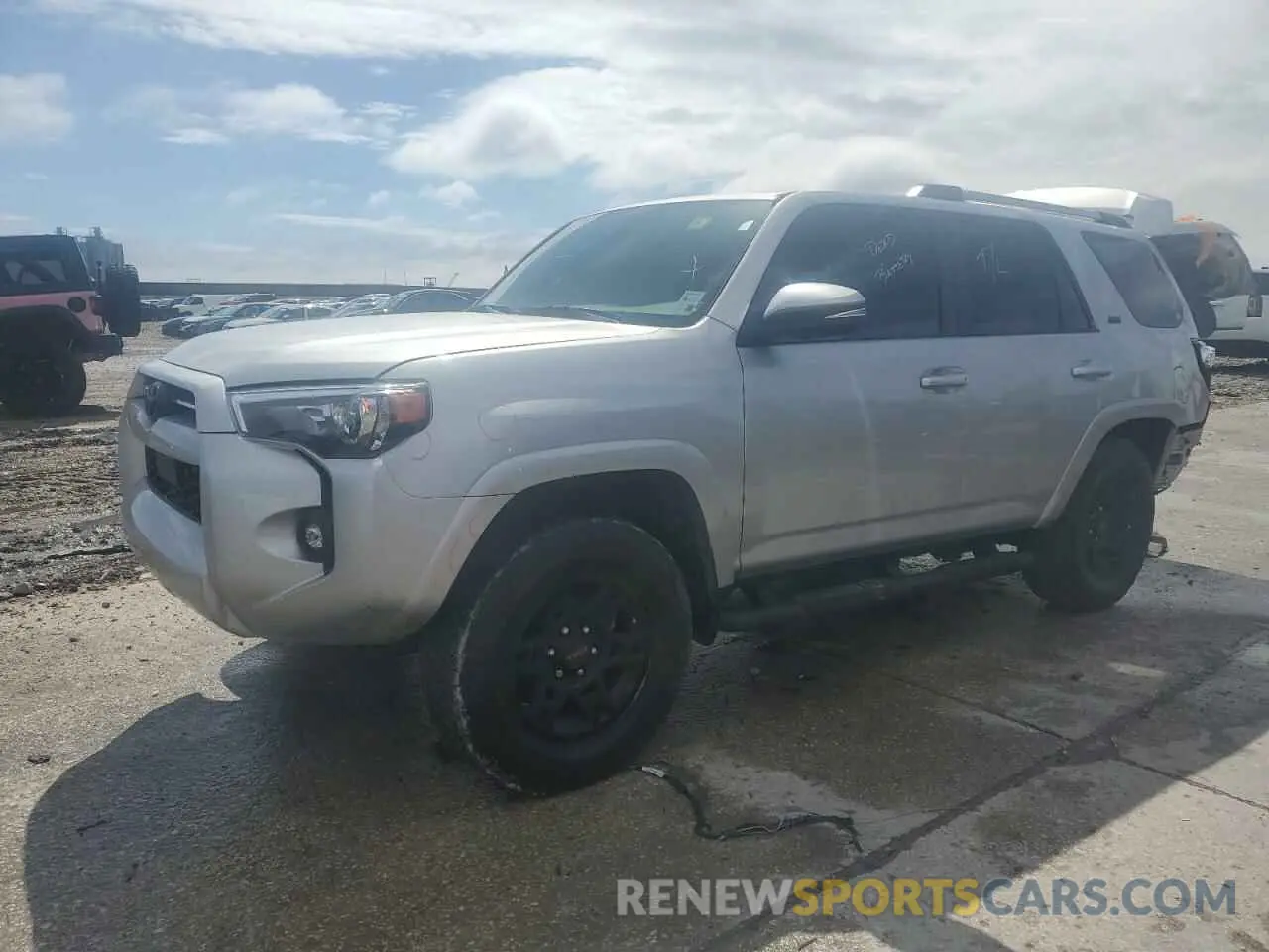 1 Photograph of a damaged car JTEFU5JR2P5286483 TOYOTA 4RUNNER 2023