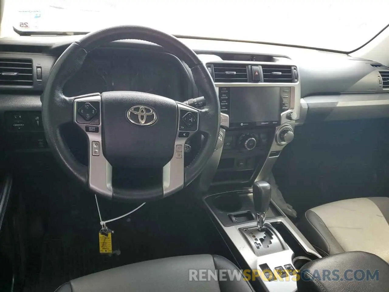 8 Photograph of a damaged car JTEFU5JR2P5286483 TOYOTA 4RUNNER 2023