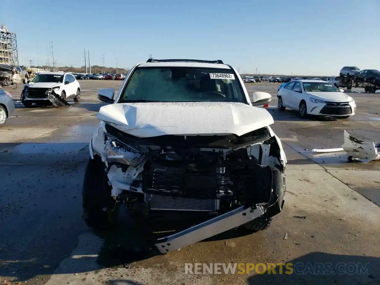 5 Photograph of a damaged car JTEFU5JR5P5284372 TOYOTA 4RUNNER 2023