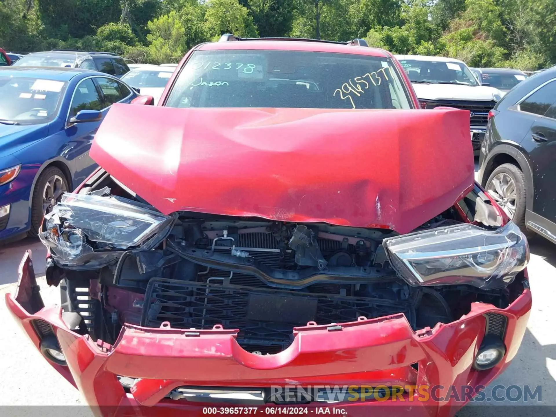 10 Photograph of a damaged car JTEFU5JR6P5292030 TOYOTA 4RUNNER 2023