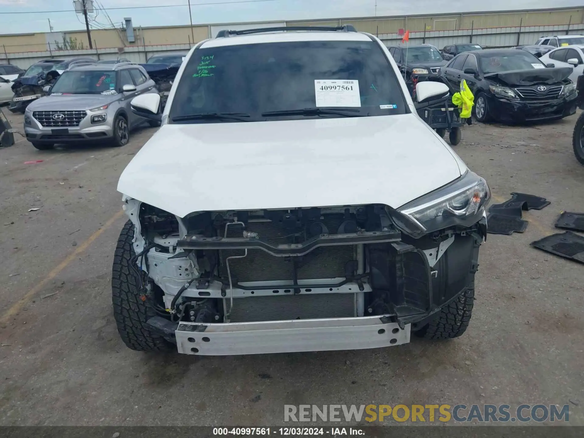 12 Photograph of a damaged car JTEFU5JR6P5303639 TOYOTA 4RUNNER 2023