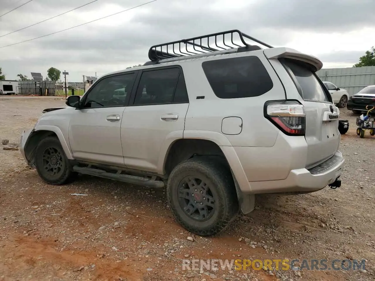 2 Photograph of a damaged car JTEFU5JR9P5286061 TOYOTA 4RUNNER 2023