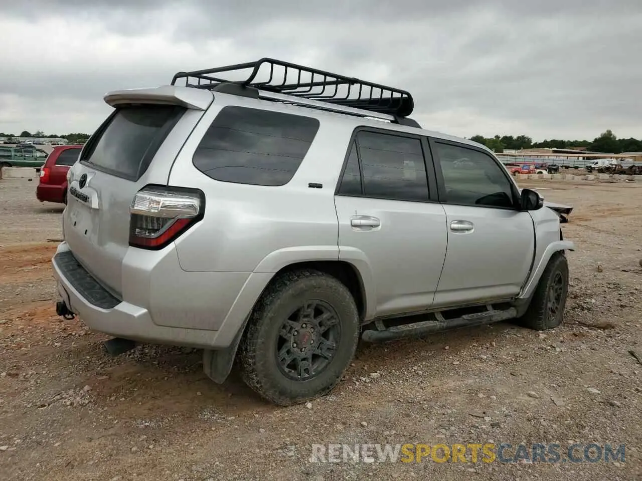 3 Photograph of a damaged car JTEFU5JR9P5286061 TOYOTA 4RUNNER 2023