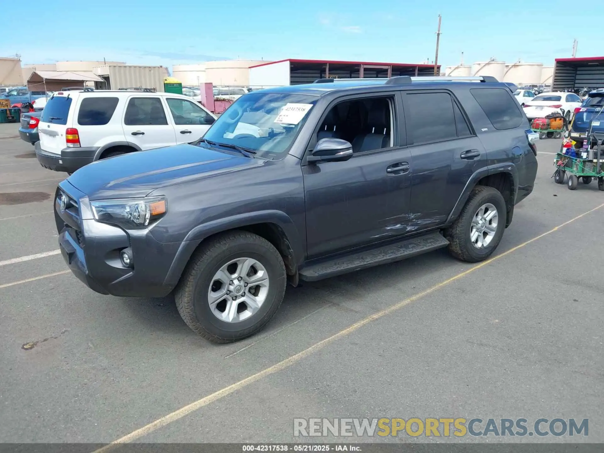 2 Photograph of a damaged car JTEFU5JR9P5290644 TOYOTA 4RUNNER 2023
