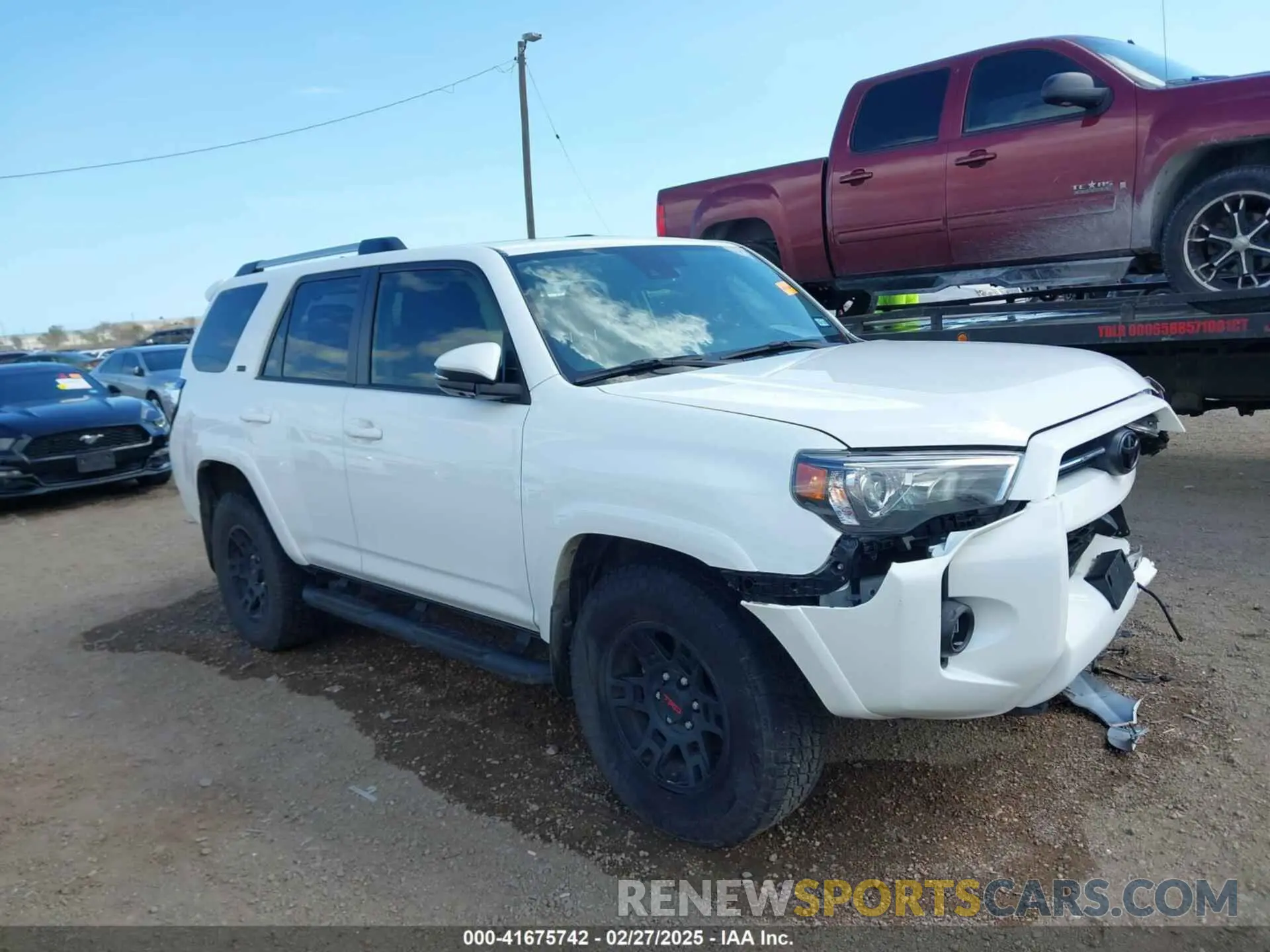 13 Photograph of a damaged car JTEFU5JR9P5301612 TOYOTA 4RUNNER 2023