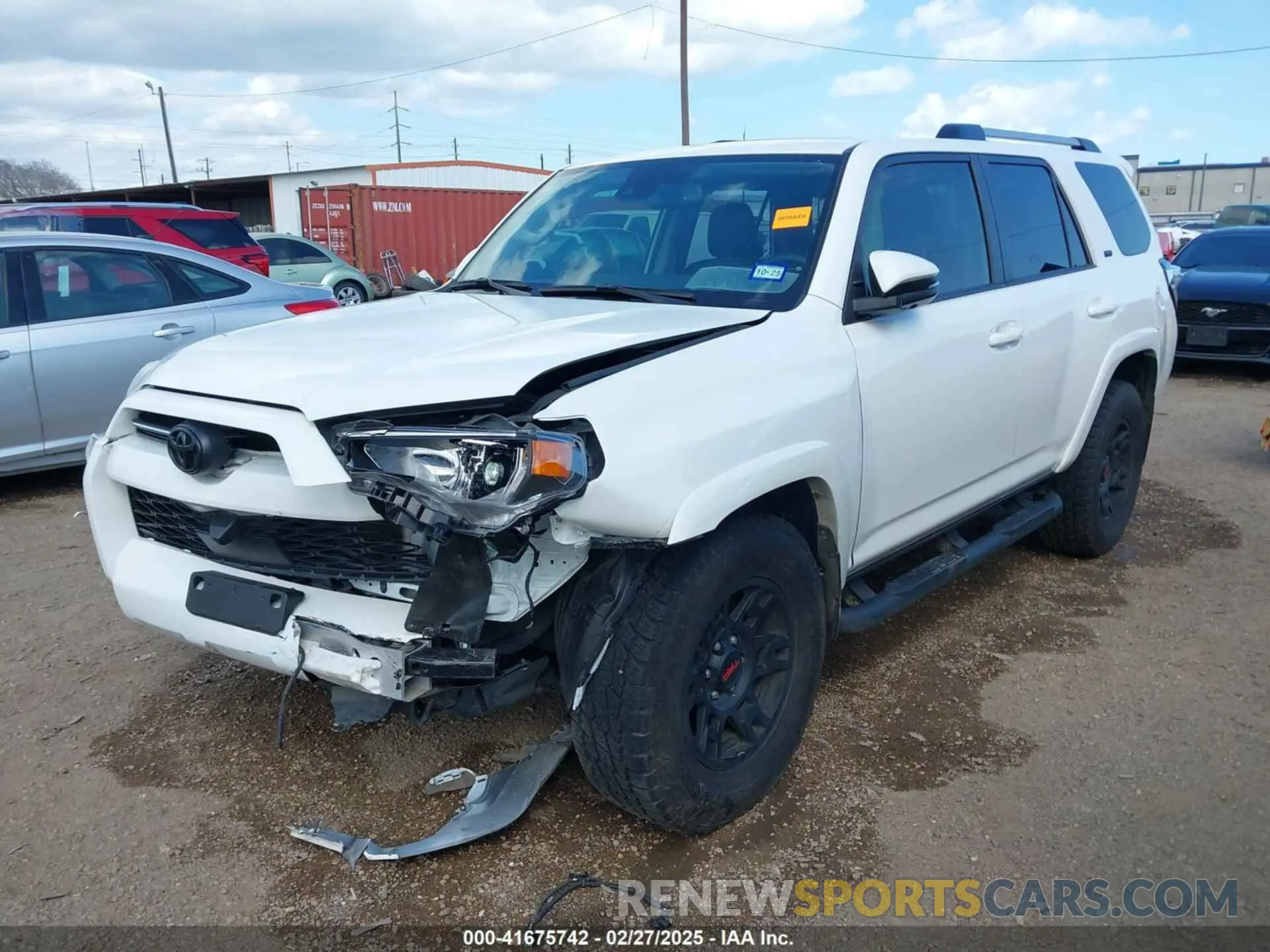 2 Photograph of a damaged car JTEFU5JR9P5301612 TOYOTA 4RUNNER 2023
