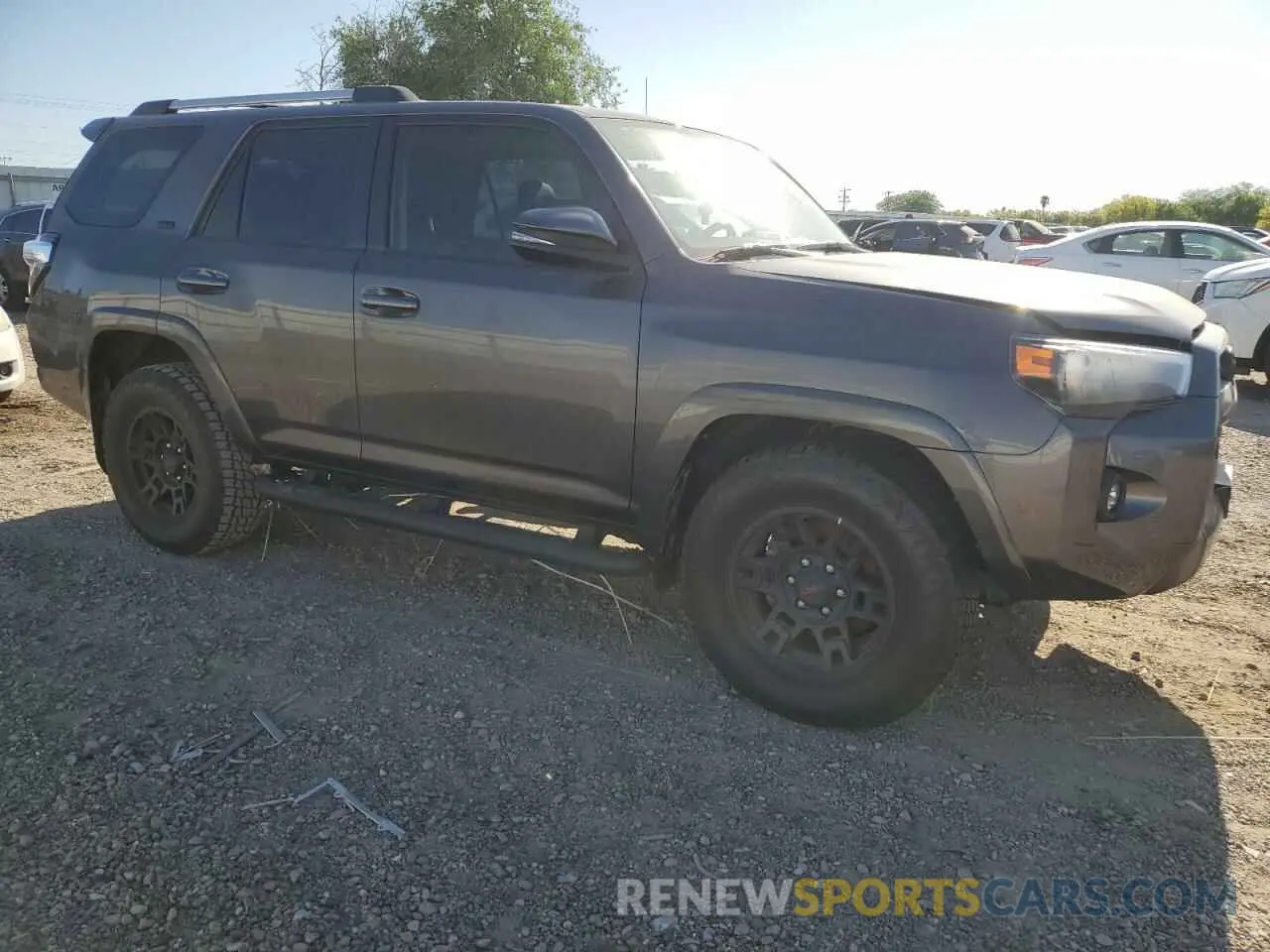 4 Photograph of a damaged car JTEFU5JRXP5302932 TOYOTA 4RUNNER 2023