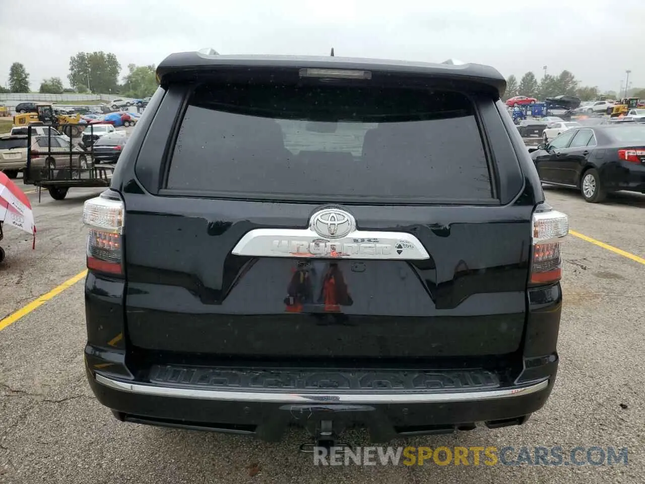 6 Photograph of a damaged car JTEKU5JR2P6152548 TOYOTA 4RUNNER 2023