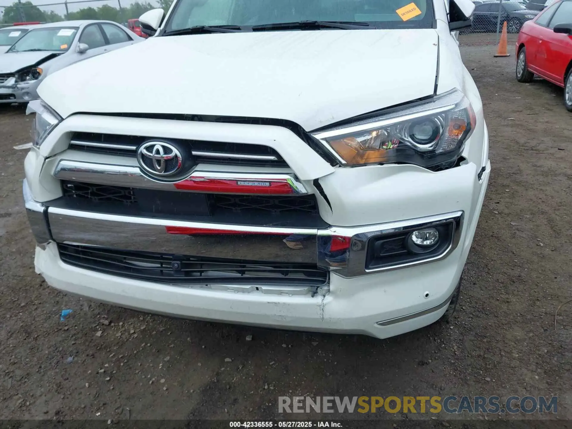 18 Photograph of a damaged car JTEKU5JR2P6164599 TOYOTA 4RUNNER 2023