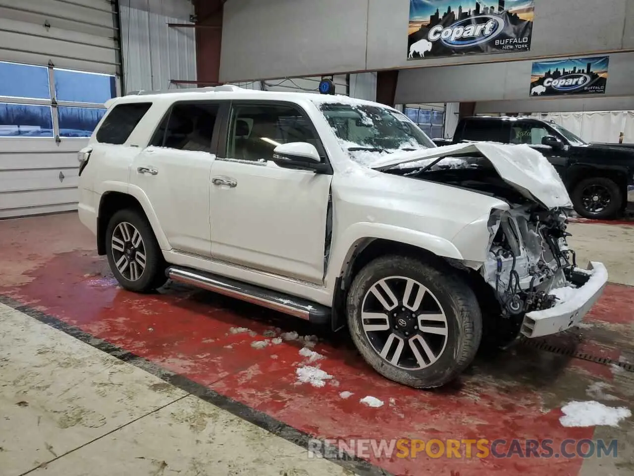 4 Photograph of a damaged car JTEKU5JR2P6176008 TOYOTA 4RUNNER 2023