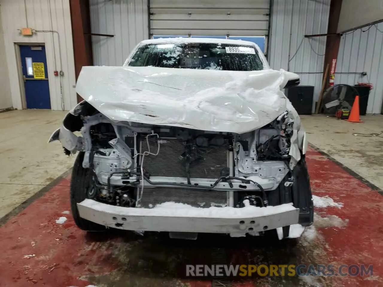 5 Photograph of a damaged car JTEKU5JR2P6176008 TOYOTA 4RUNNER 2023