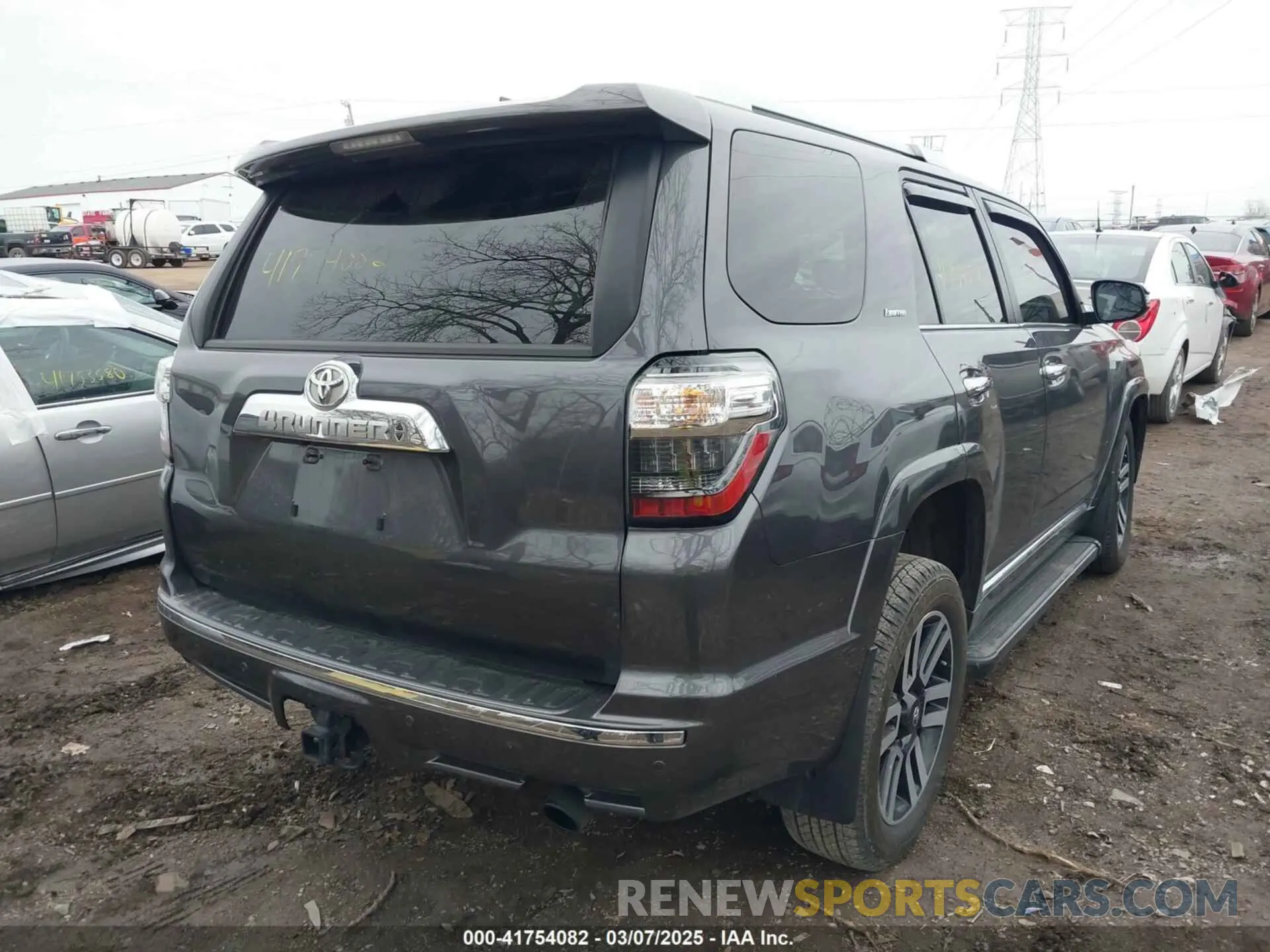 4 Photograph of a damaged car JTEKU5JR5P6110276 TOYOTA 4RUNNER 2023