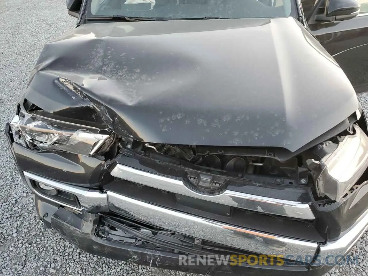 13 Photograph of a damaged car JTEKU5JRXP6179528 TOYOTA 4RUNNER 2023
