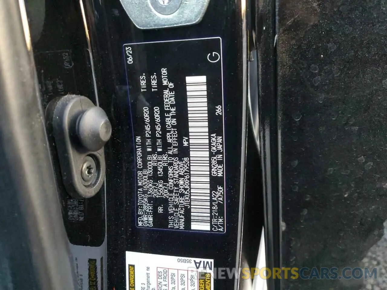 15 Photograph of a damaged car JTEKU5JRXP6179528 TOYOTA 4RUNNER 2023