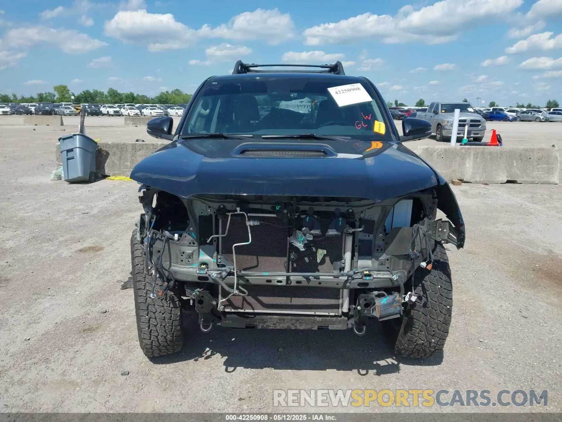 13 Photograph of a damaged car JTELU5JR5P6103476 TOYOTA 4RUNNER 2023