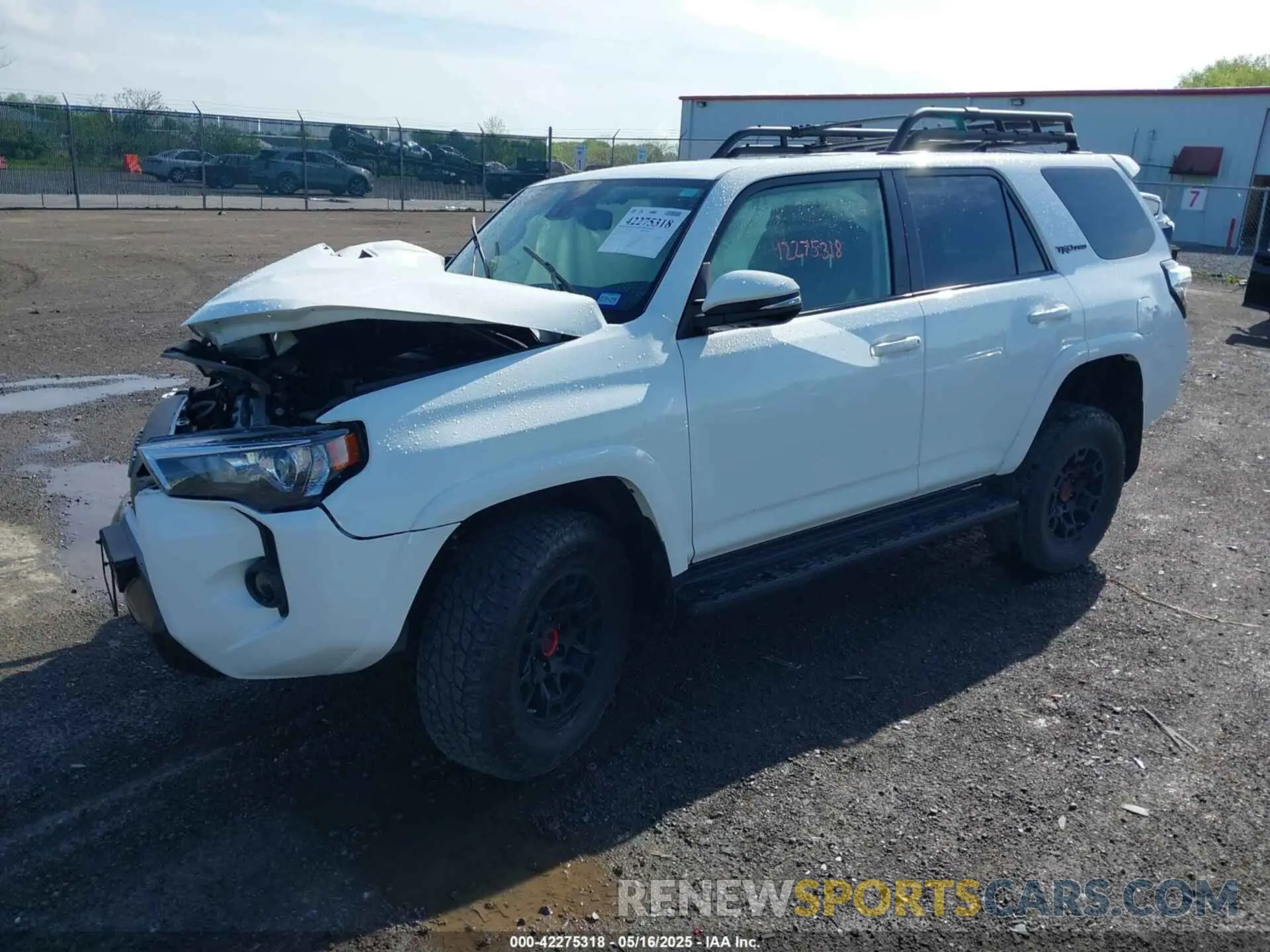 2 Photograph of a damaged car JTELU5JR6P6132579 TOYOTA 4RUNNER 2023