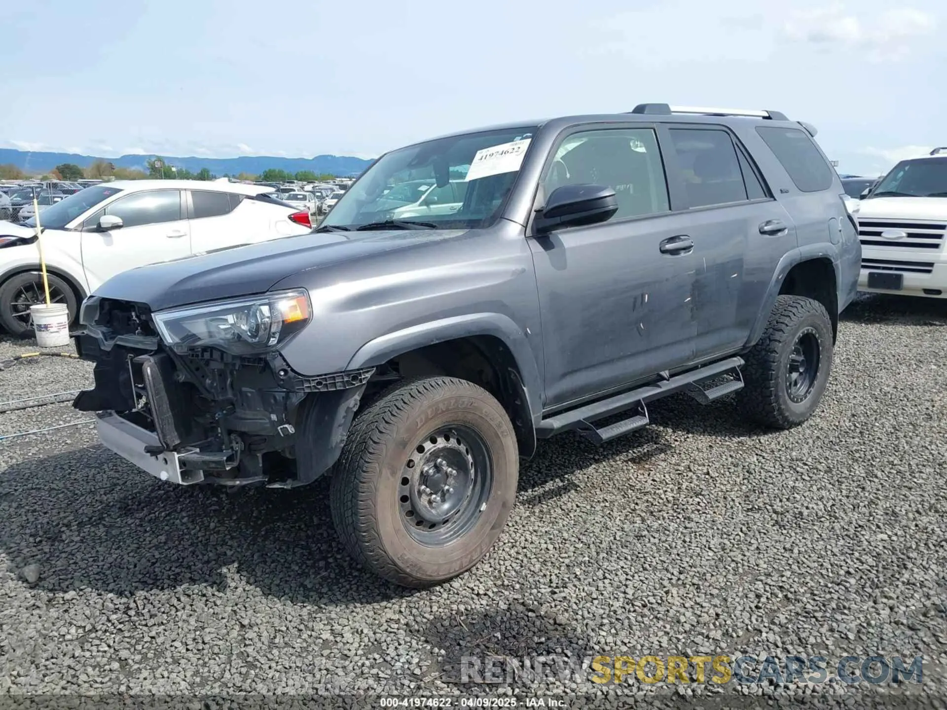 2 Photograph of a damaged car JTEMU5JR1P6088009 TOYOTA 4RUNNER 2023