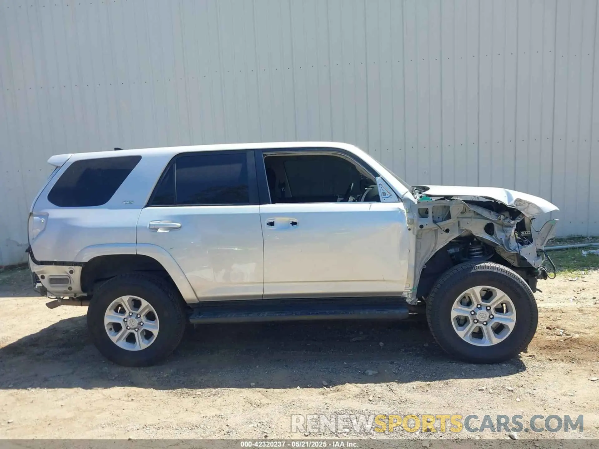 14 Photograph of a damaged car JTEMU5JR1P6089760 TOYOTA 4RUNNER 2023