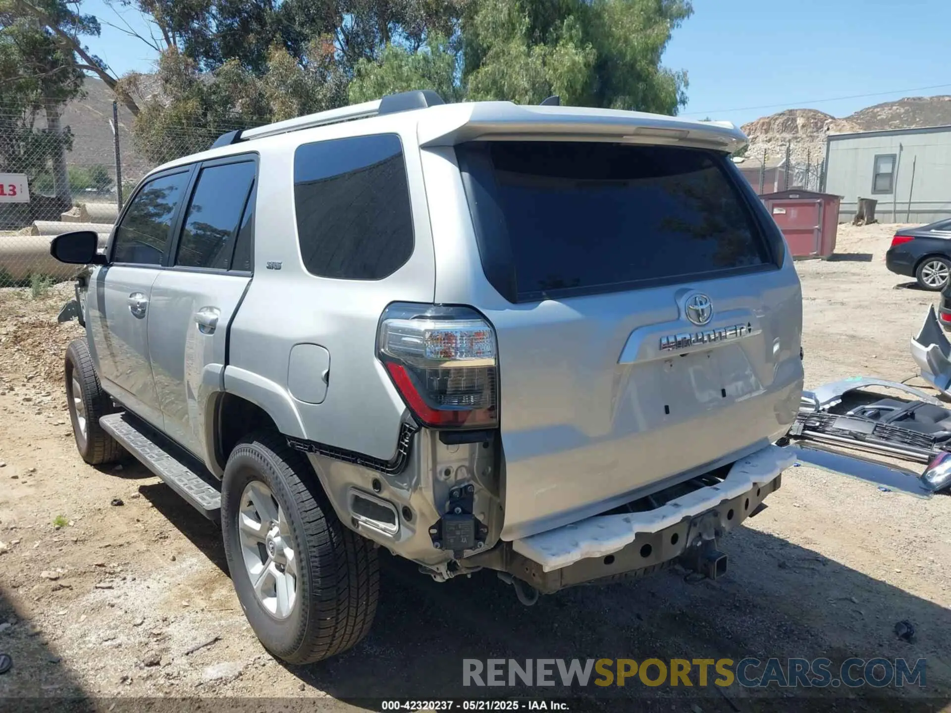 3 Photograph of a damaged car JTEMU5JR1P6089760 TOYOTA 4RUNNER 2023