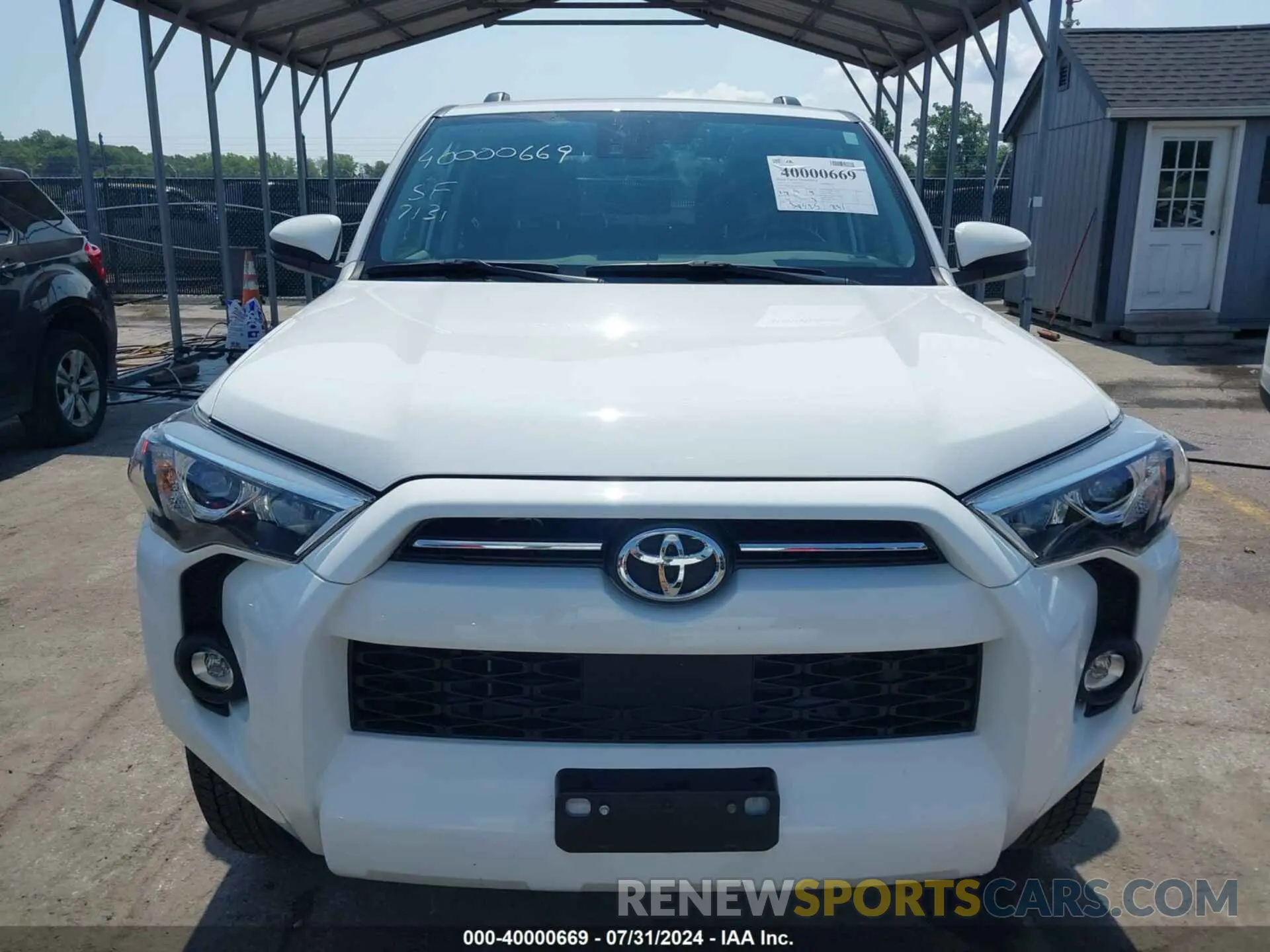 13 Photograph of a damaged car JTEMU5JR1P6090018 TOYOTA 4RUNNER 2023