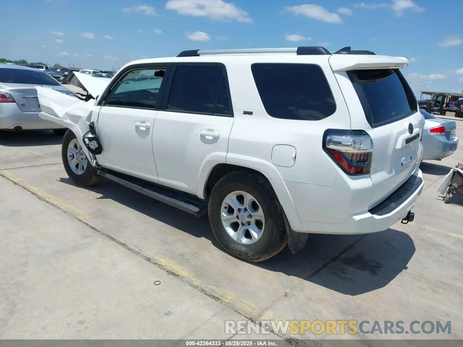 3 Photograph of a damaged car JTEMU5JR1P6141226 TOYOTA 4RUNNER 2023