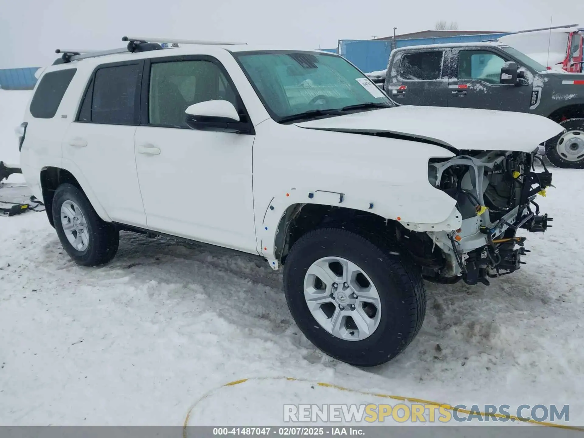 1 Photograph of a damaged car JTEMU5JR2P6113810 TOYOTA 4RUNNER 2023
