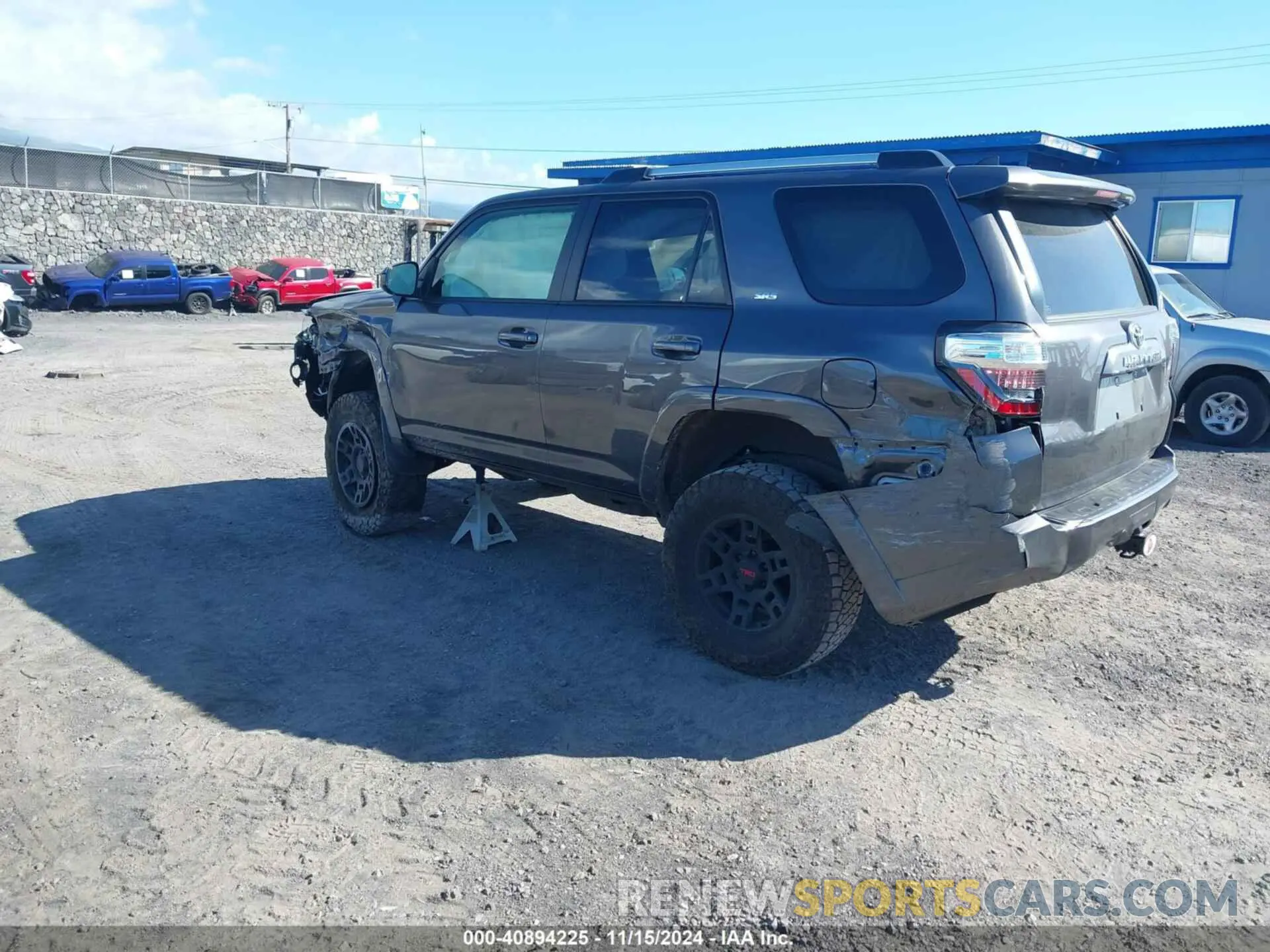 3 Photograph of a damaged car JTEMU5JR2P6141140 TOYOTA 4RUNNER 2023