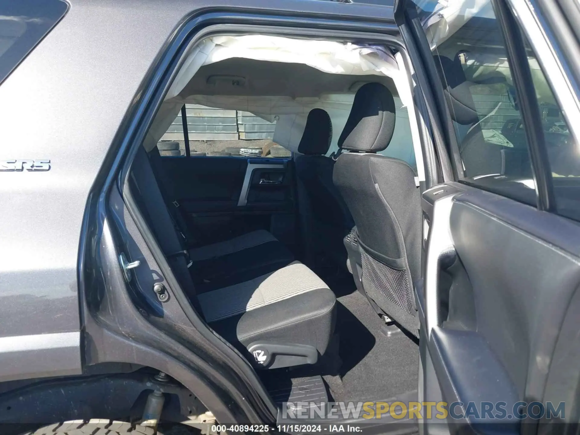 8 Photograph of a damaged car JTEMU5JR2P6141140 TOYOTA 4RUNNER 2023