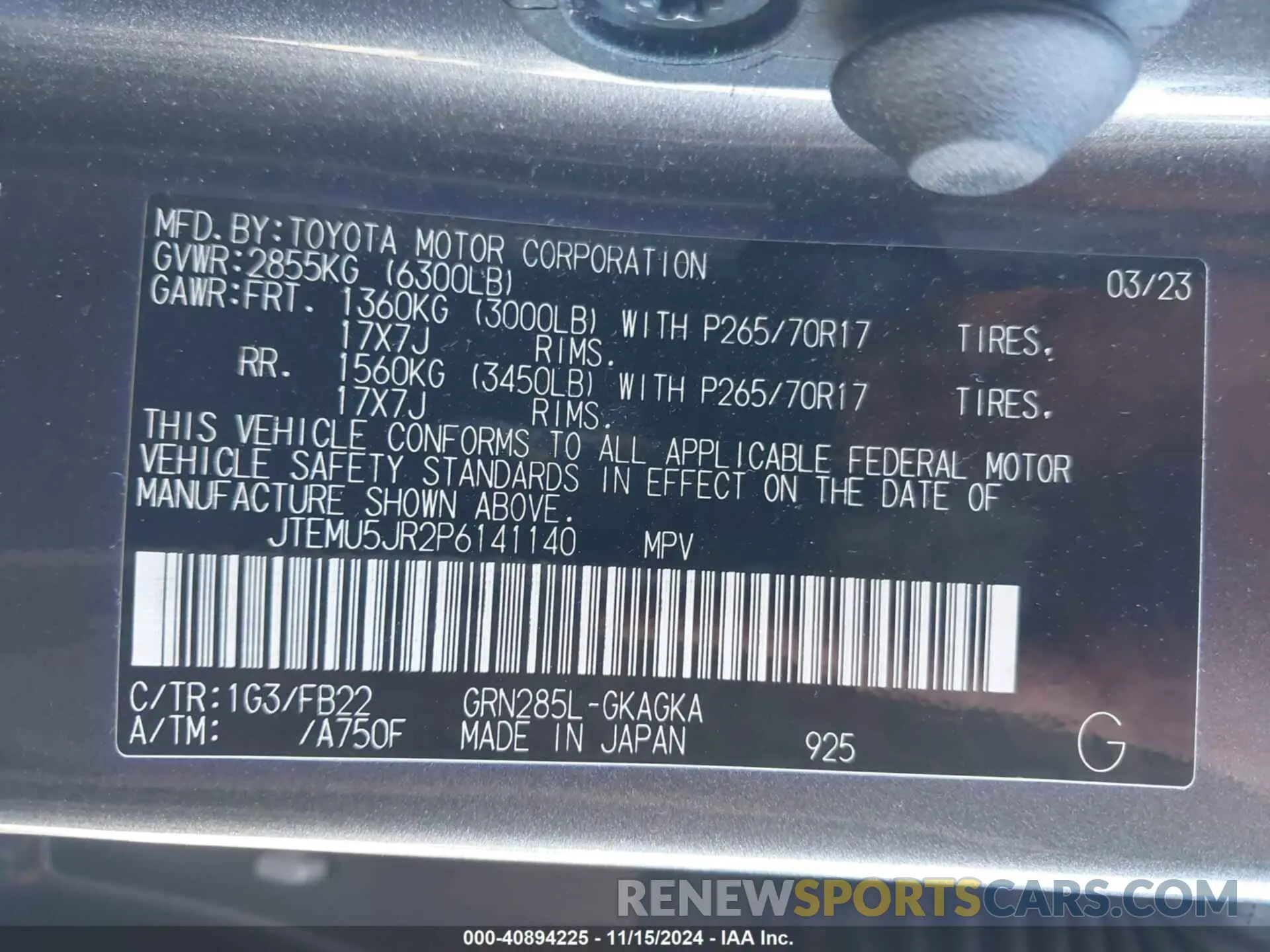 9 Photograph of a damaged car JTEMU5JR2P6141140 TOYOTA 4RUNNER 2023