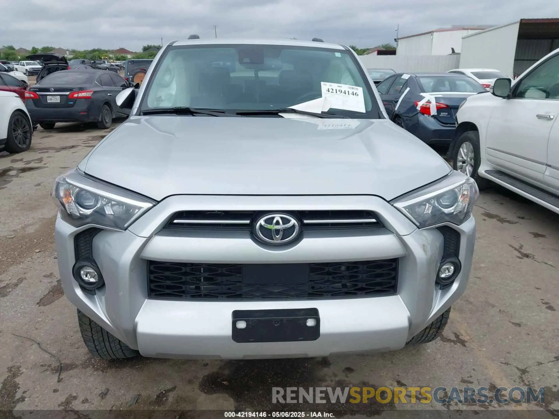 11 Photograph of a damaged car JTEMU5JR3P6147061 TOYOTA 4RUNNER 2023