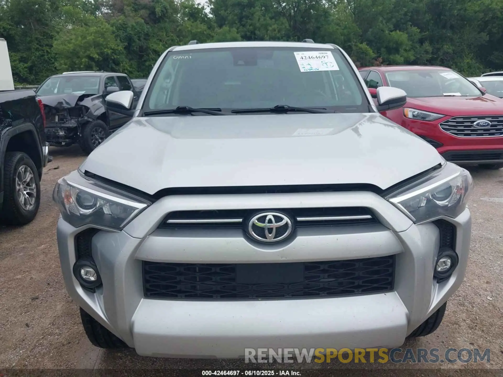 12 Photograph of a damaged car JTEMU5JR3P6158092 TOYOTA 4RUNNER 2023