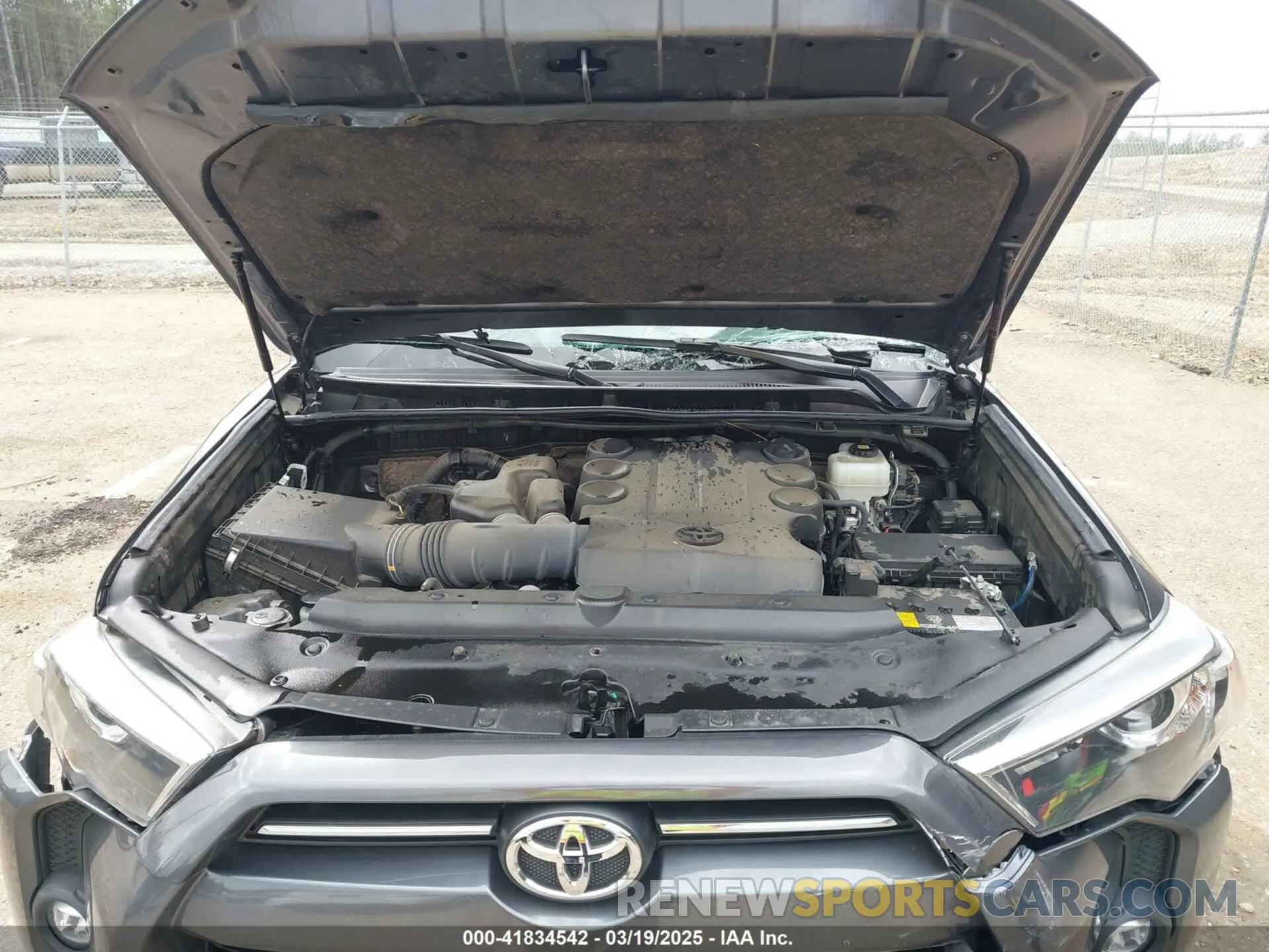 10 Photograph of a damaged car JTEMU5JR5P6111291 TOYOTA 4RUNNER 2023