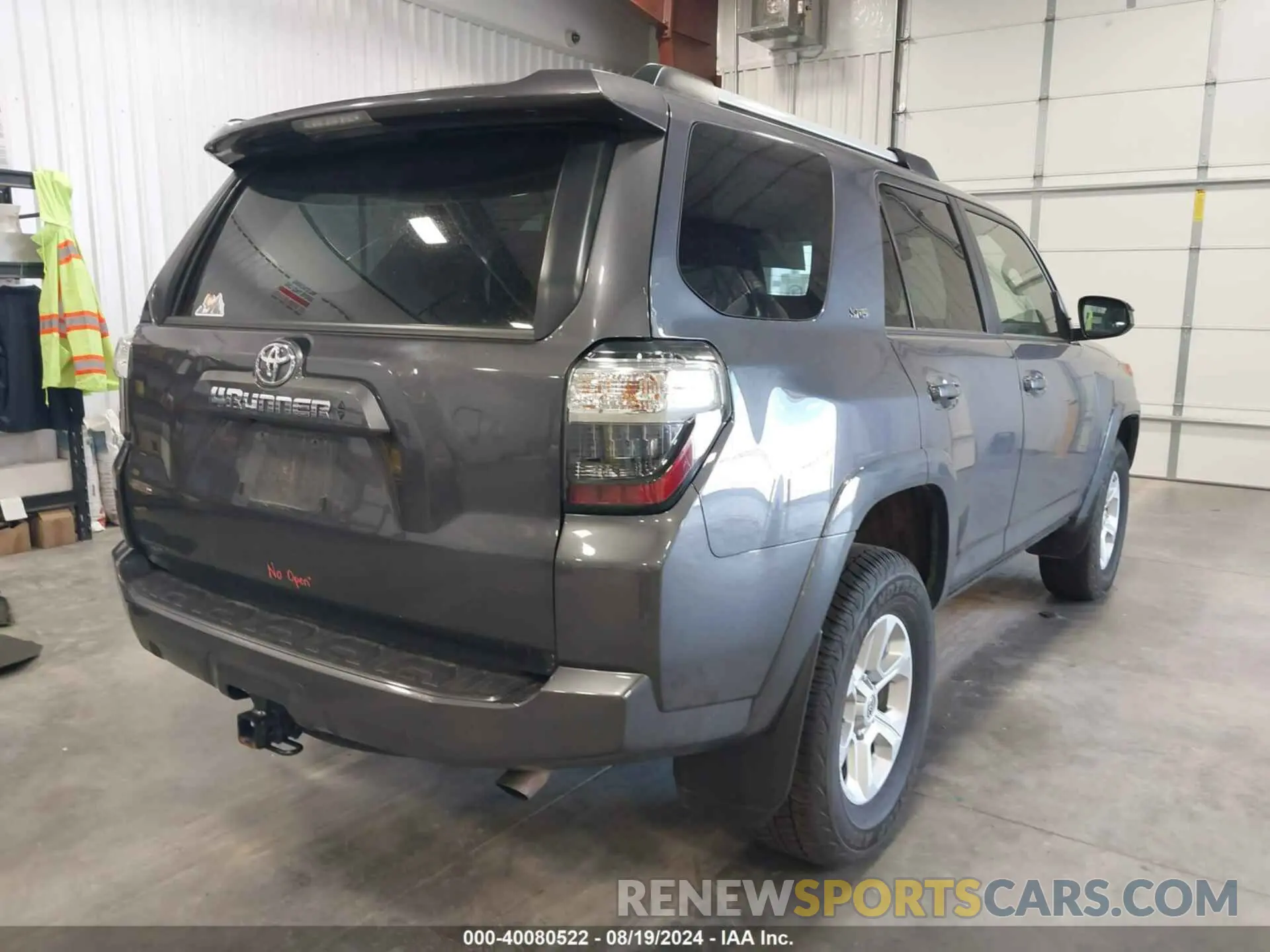 4 Photograph of a damaged car JTEMU5JR5P6209298 TOYOTA 4RUNNER 2023