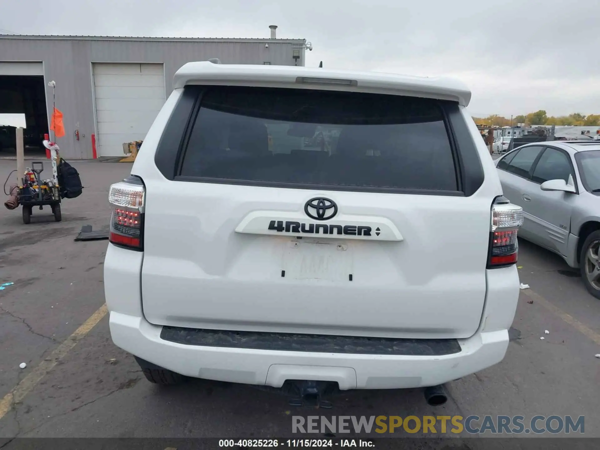 16 Photograph of a damaged car JTEMU5JRXP6142262 TOYOTA 4RUNNER 2023