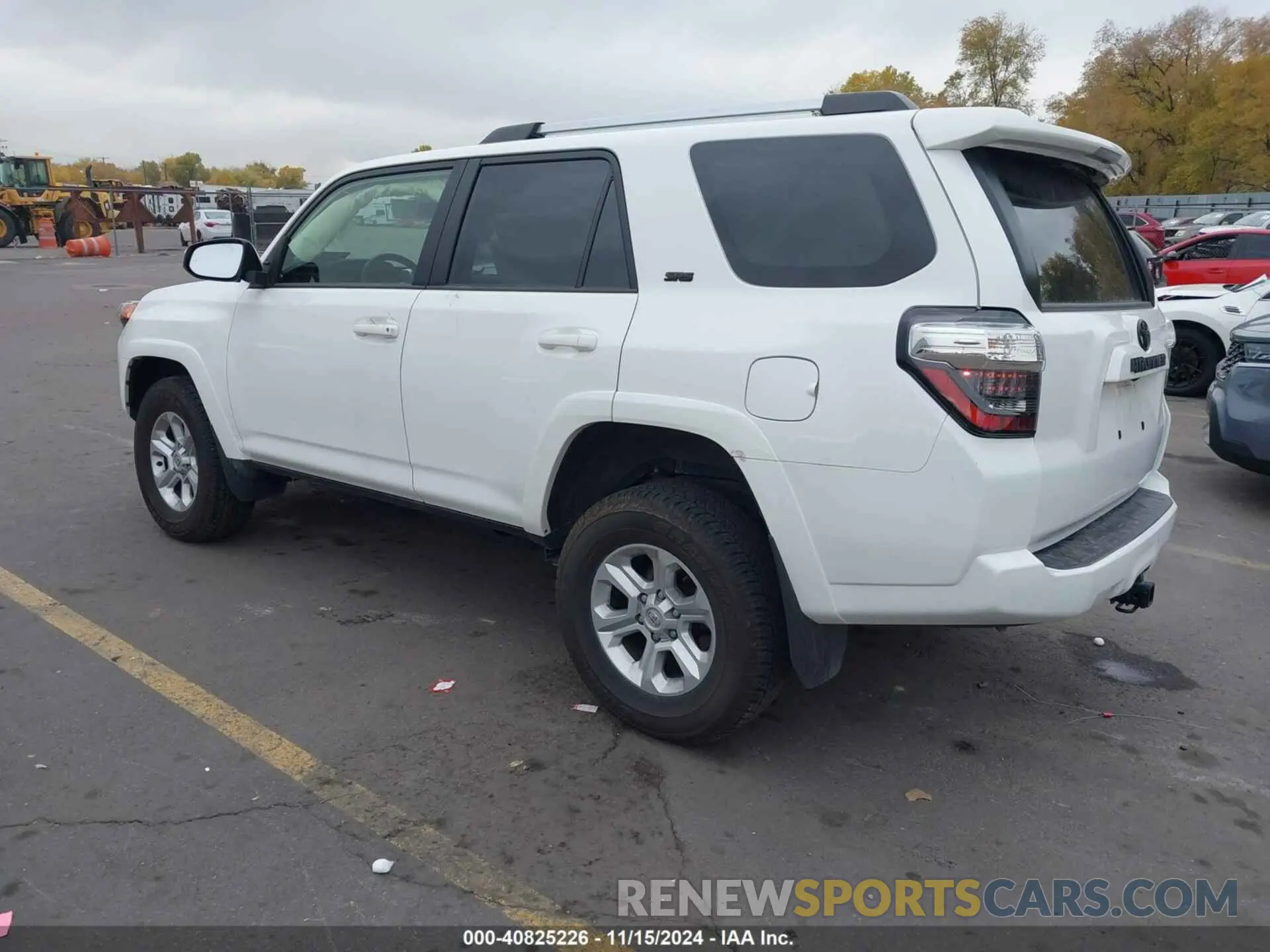 3 Photograph of a damaged car JTEMU5JRXP6142262 TOYOTA 4RUNNER 2023