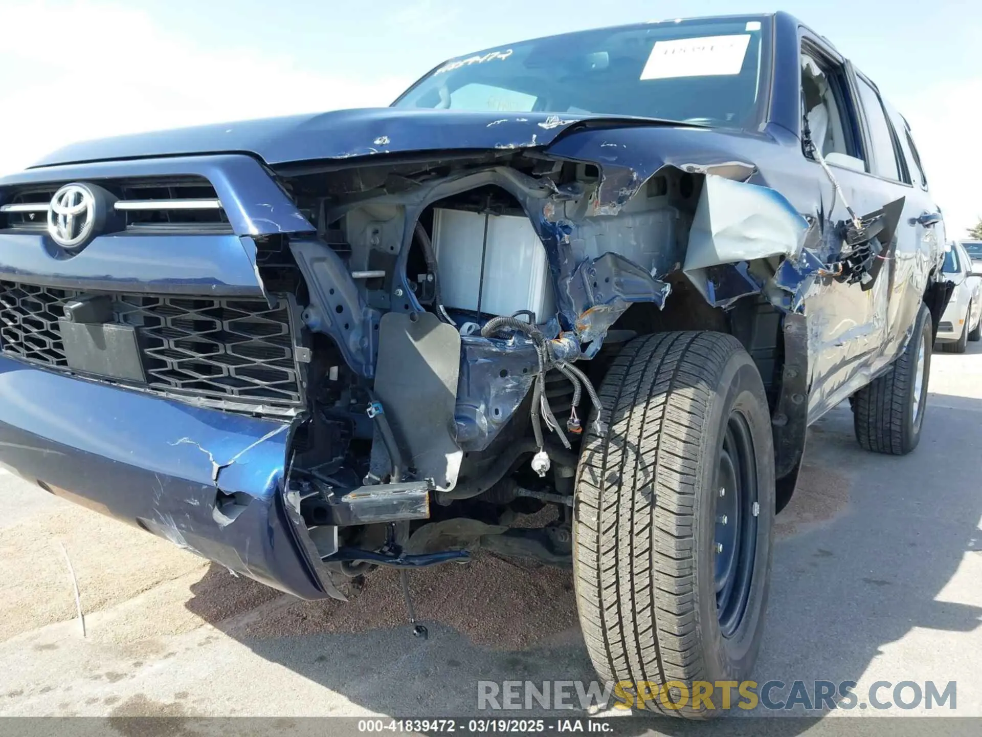 19 Photograph of a damaged car JTENU5JR8P6110723 TOYOTA 4RUNNER 2023