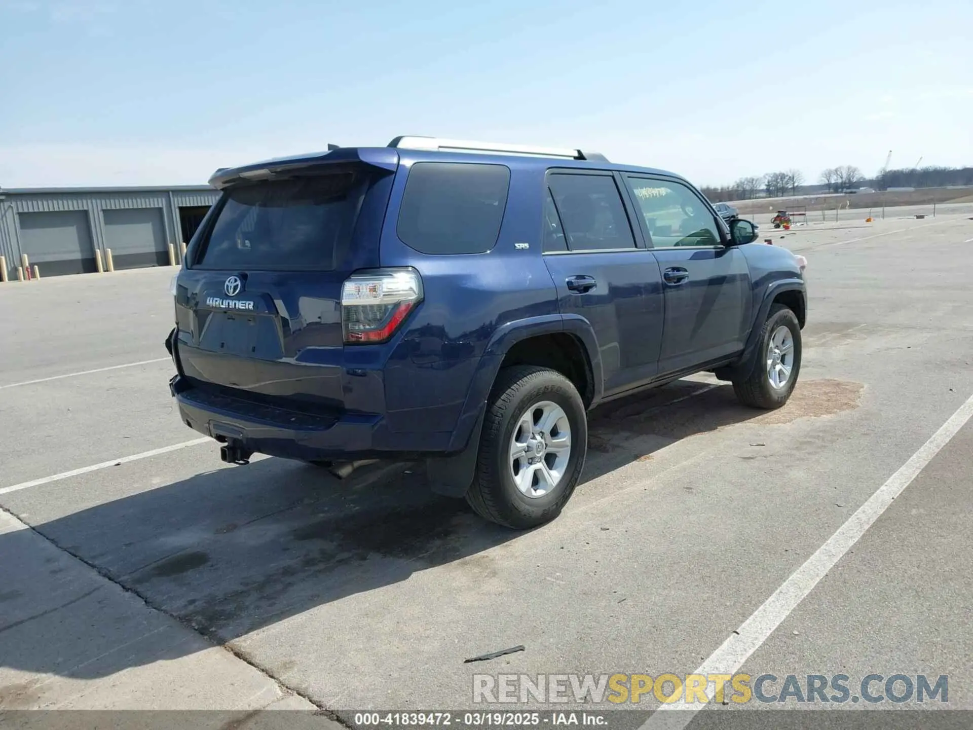 4 Photograph of a damaged car JTENU5JR8P6110723 TOYOTA 4RUNNER 2023