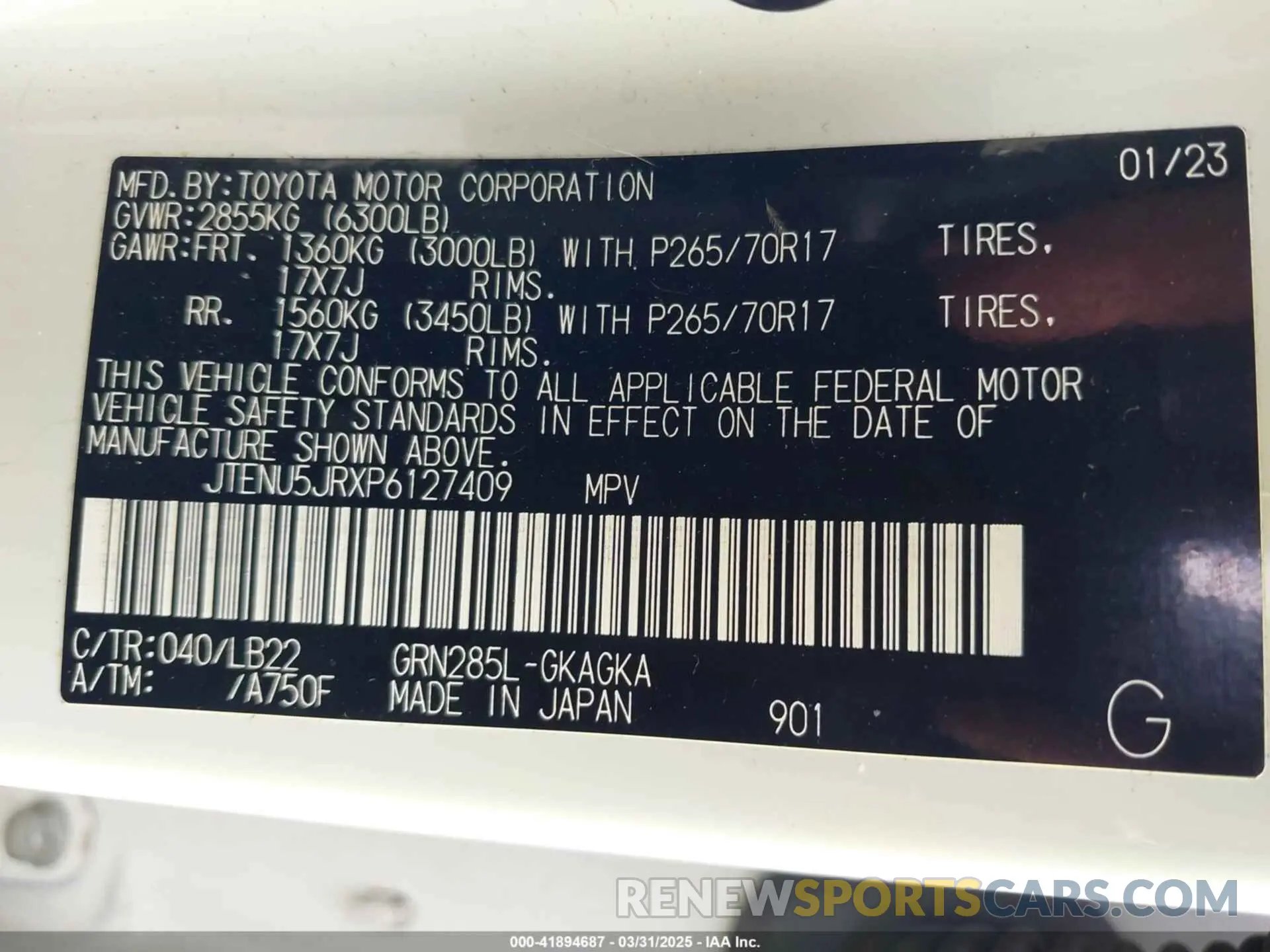 9 Photograph of a damaged car JTENU5JRXP6127409 TOYOTA 4RUNNER 2023