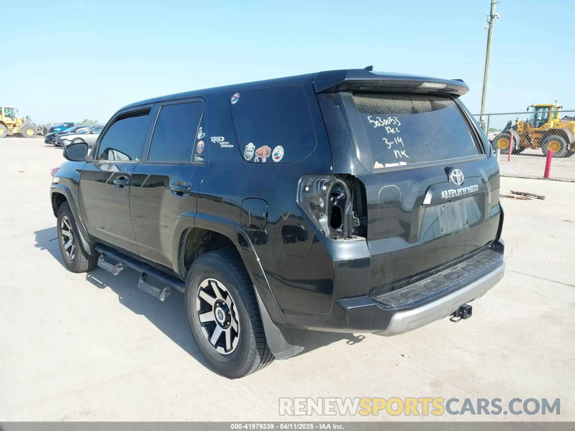 3 Photograph of a damaged car JTEPU5JR0P6122356 TOYOTA 4RUNNER 2023