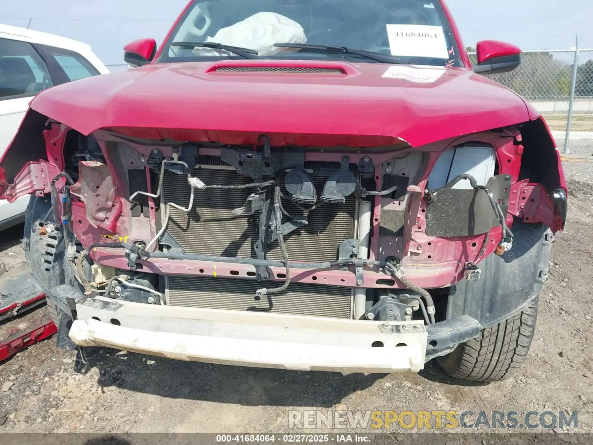 18 Photograph of a damaged car JTEPU5JR1P6134466 TOYOTA 4RUNNER 2023