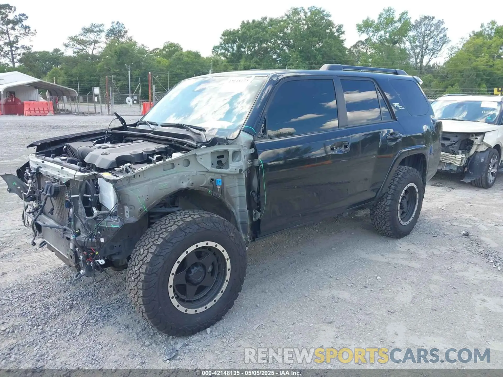 2 Photograph of a damaged car JTEPU5JR2P6100441 TOYOTA 4RUNNER 2023