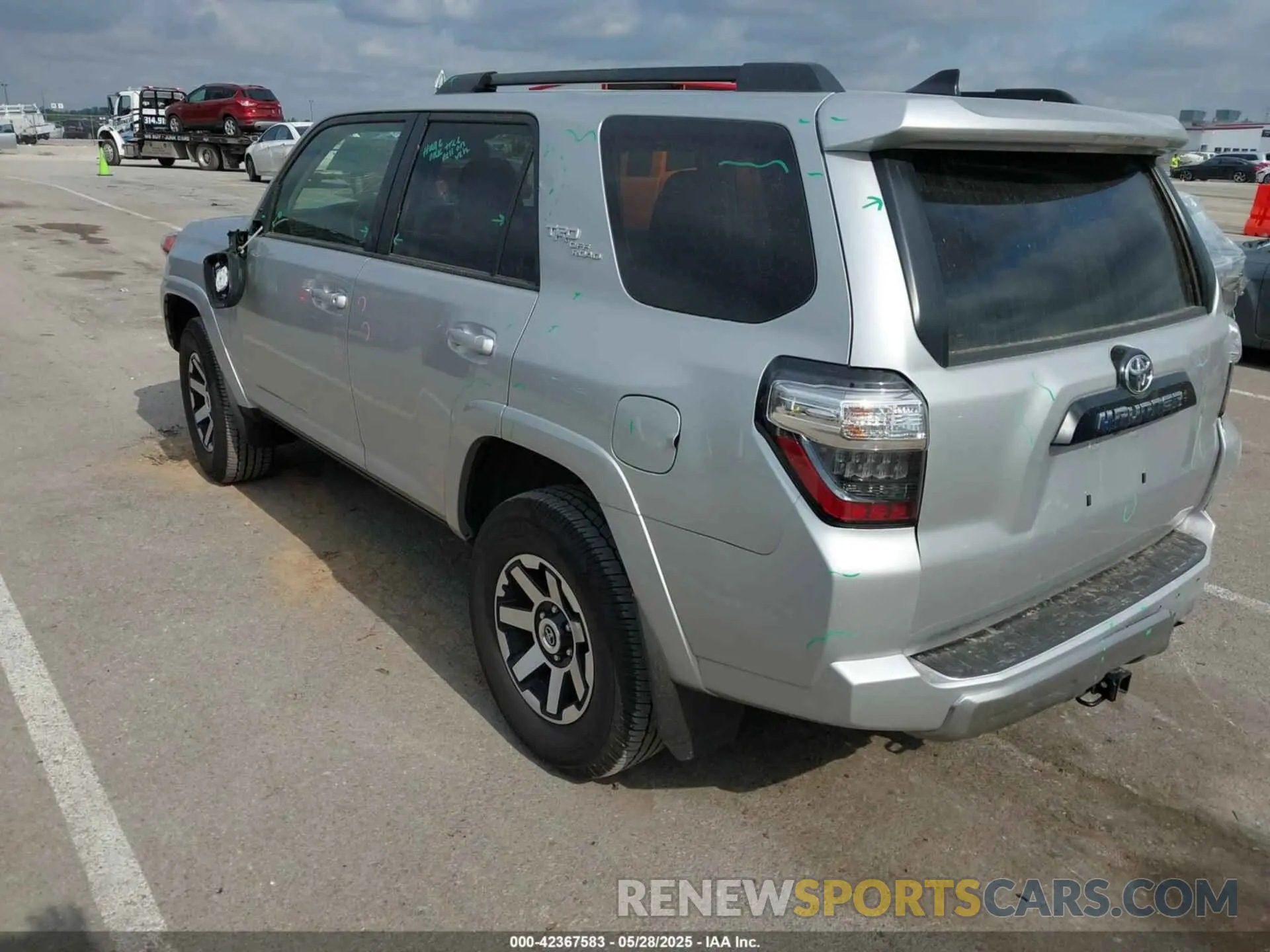 3 Photograph of a damaged car JTEPU5JR5P6123406 TOYOTA 4RUNNER 2023